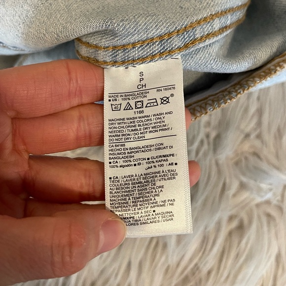 Light wash | Denim Jacket | Floral Embroidery Detail - Picture 8 of 16